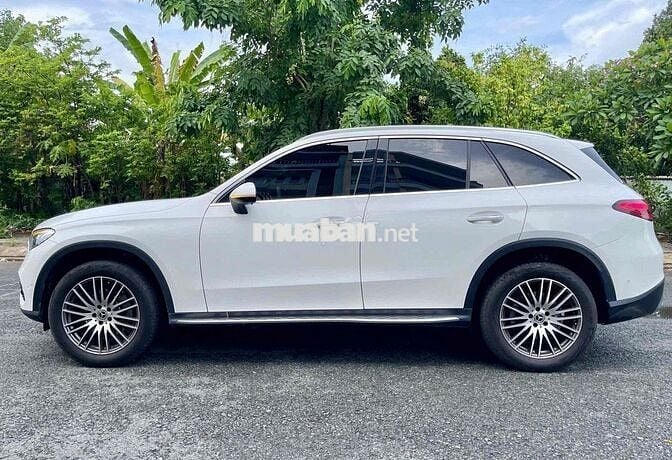 Mercedes-Benz GLC200 4Matic 2023 Trắng 20.000 km