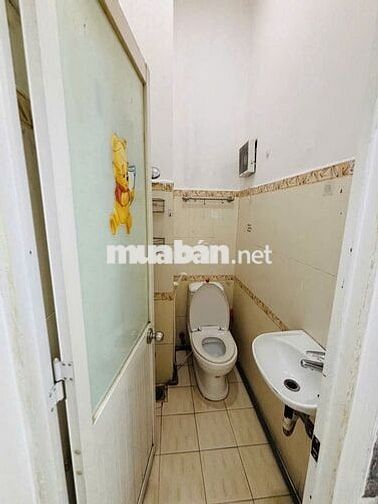 DUPLEX GÁC CAO 1M6 NGAY CHỢ PHẠM VĂN HAI