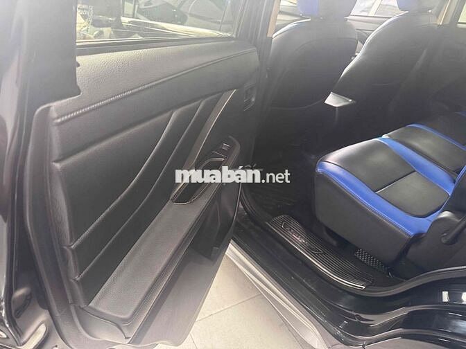Mitsubishi Xpander 7 chỗ Xăng màu Đen