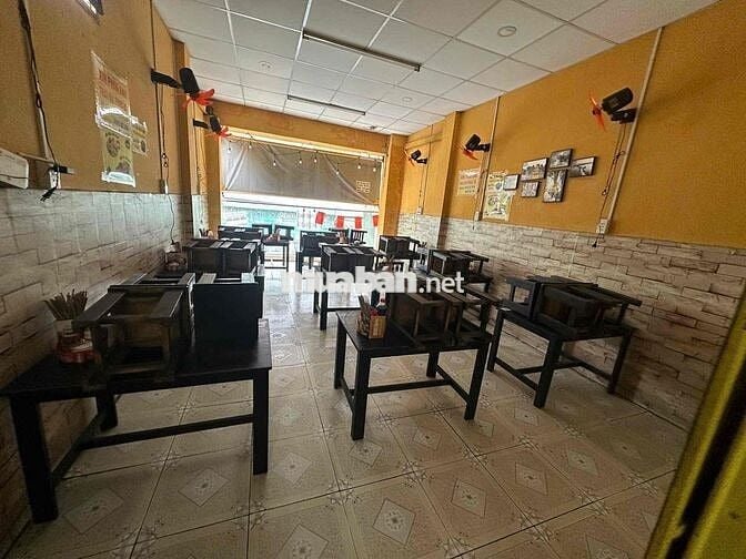 NHÀ MẶT TIỀN NGUYỄN VĂN NGHI GÒ VẤP ĐỐI DIỆN CHỢ,ĐHCN4