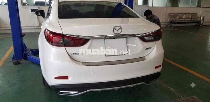 Mazda 6 Premium 2.0 2020 64000 km Trắng