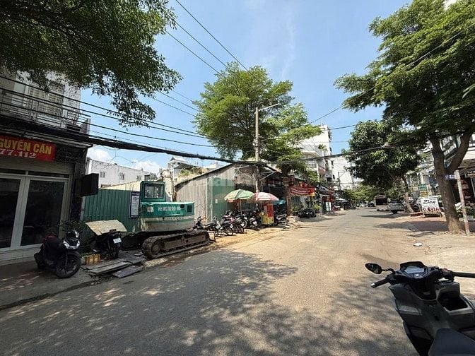 Cho thuê nhà nguyên căn mặt tiền Võ Thị Nhờ Huỳnh Tấn Phát Q7
