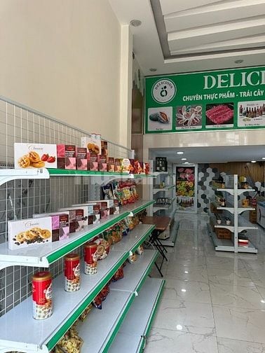 Cho thuê mặt bằng mặt tiền đường Vĩnh Viễn P4 Q10. DT 3,5m x 11m, 16tr
