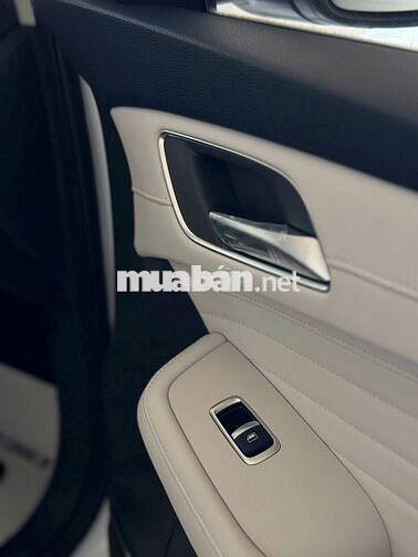 MG HS SUV cỡ C giá hạng B 55X triệu