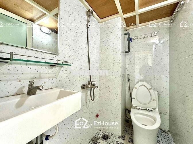 Duplex Ban Công full nt Nguyễn Oanh