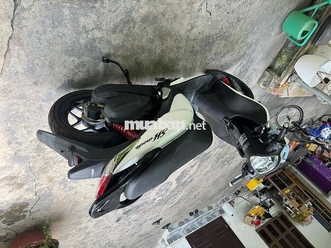 Honda SH Mode 2018 Trắng đen