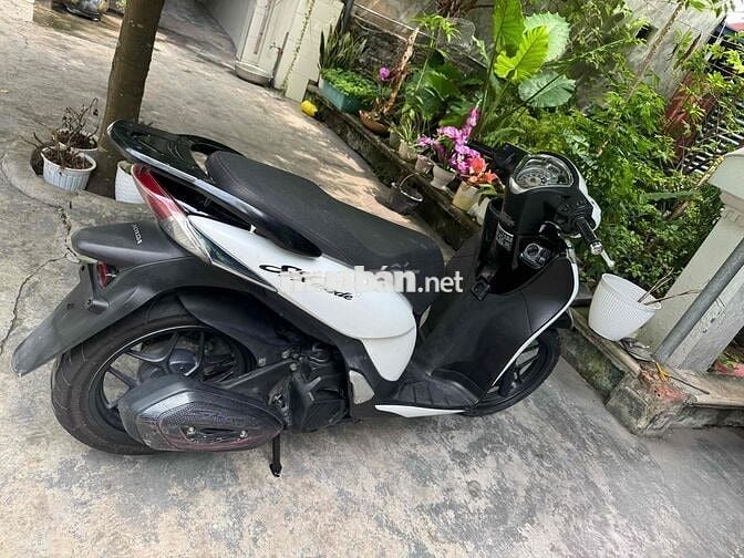 Honda SH Mode 2018 Trắng đen