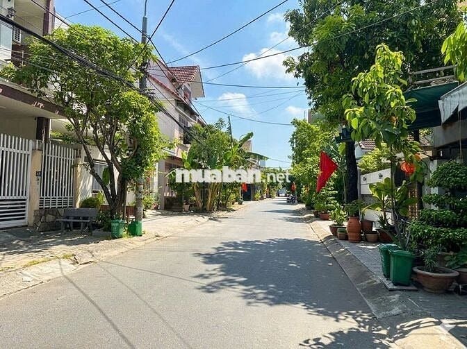 Bán nhà 2 tầng MT Nguyễn Viết Xuân, ngay trước bến xe trung tâm ĐN