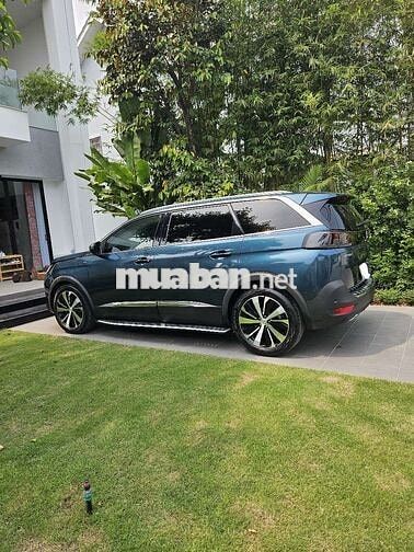 Bán Peugeot 5008 GT 2022
