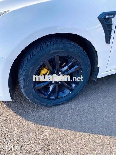 Chevrolet Cruze 2014 Số sàn Trắng