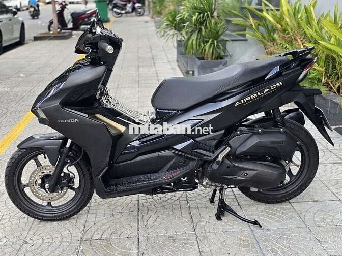 Honda Air Blade 4VAL Đen mù Xe tay ga