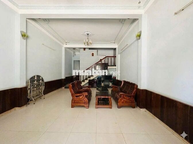 Bán nhà 2 tầng MT Nguyễn Viết Xuân, ngay trước bến xe trung tâm ĐN