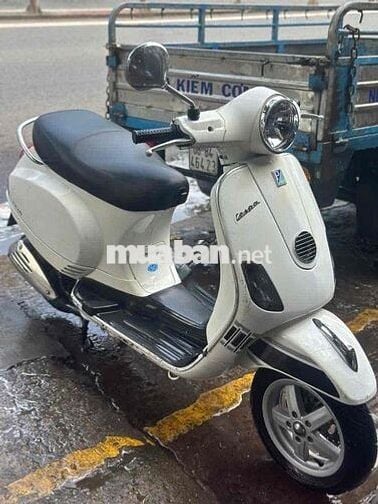 Piaggio Vespa 2010 Trắng