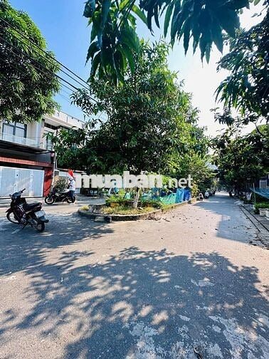  NGỘP NẶNG! Bán MT sát Mê Linh, TẶNG LUÔN nhà đang cho thuê 5tr/tháng.
