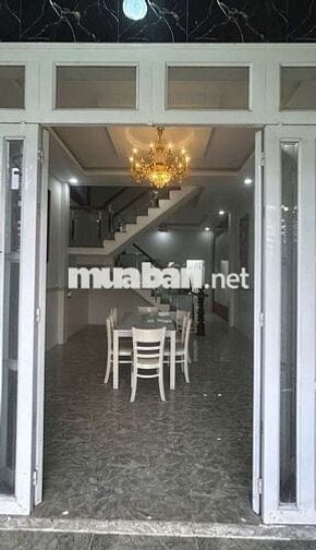 Chính chủ kẹt tiền bán nhà có sổ 415tr gần chợ Mỹ Hạnh Nam