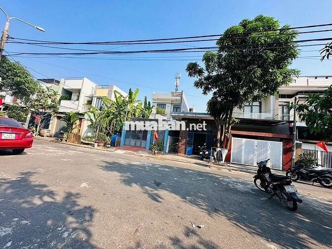  NGỘP NẶNG! Bán MT sát Mê Linh, TẶNG LUÔN nhà đang cho thuê 5tr/tháng.