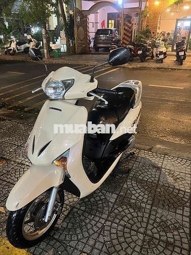 Honda Lead Trắng đen giấy tờ đầy đủ cần bán