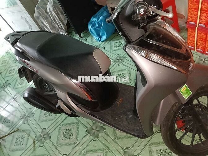 Honda SH Mode 2024 Bạc, Đen 3000 km