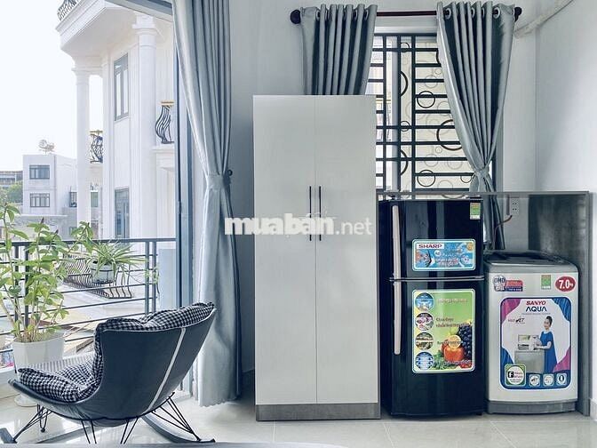 CHÍNH CHỦ - CHDV BANCOL LỚN CHILL, RỘNG 50M2 WC RIÊNG FULL NỘI THẤT