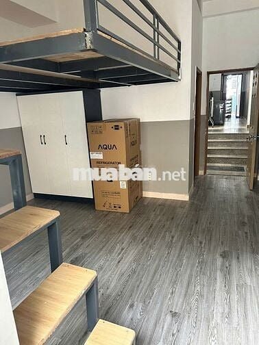 (HOT) CHỈ CÒN 1 PHÒNG TRỐNG CÓ GÁC NGAY CÔNG VIÊN LÀNG HOA
