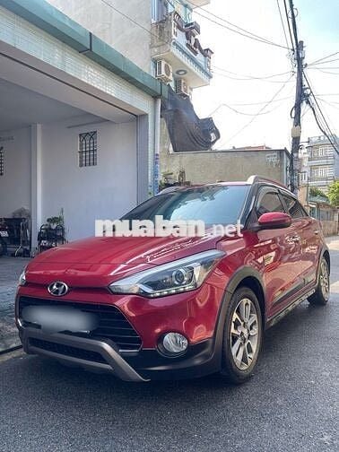 Hyundai i20 Active 2016 Xăng Tự động Đỏ