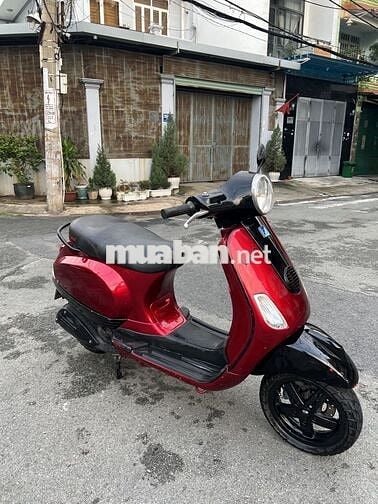 Piaggio Vespa LX 125ie Đỏ đen
