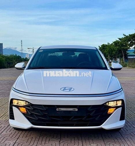 Hyundai Accent 2024 1.5L MT Trắng 12.000km
