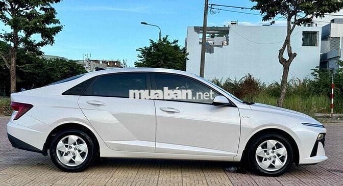 Hyundai Accent 2024 1.5L MT Trắng 12.000km