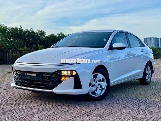 Hyundai Accent 2024 1.5L MT Trắng 12.000km