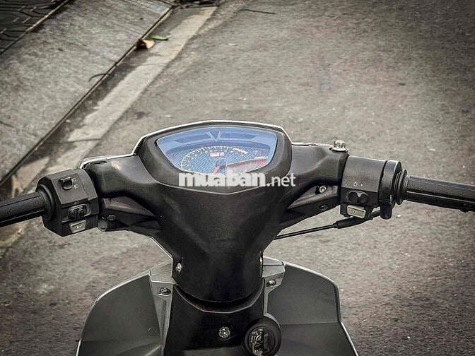 Yamaha Sirius Bạc Xe số Thể thao