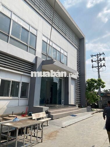 Cho thuê kho trong KCN TÂN TẠO 3.000m2,giá thuê 117k/m2 , pccc tự động
