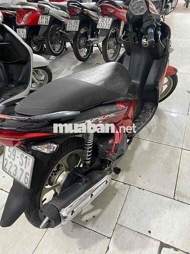 Yamaha Nozza Grande màu Đỏ Sài Gòn
