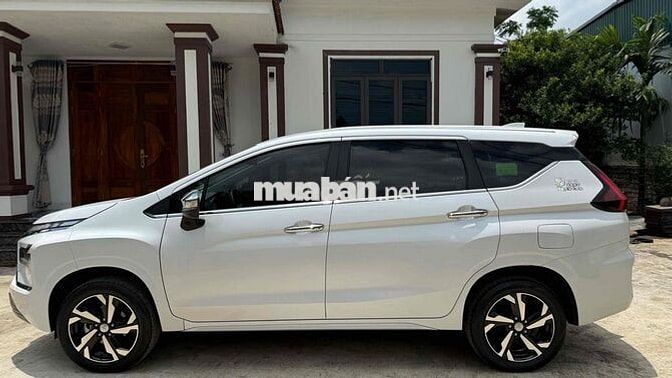 Mitsubishi Xpander Premium 2023 Trắng 23000 km