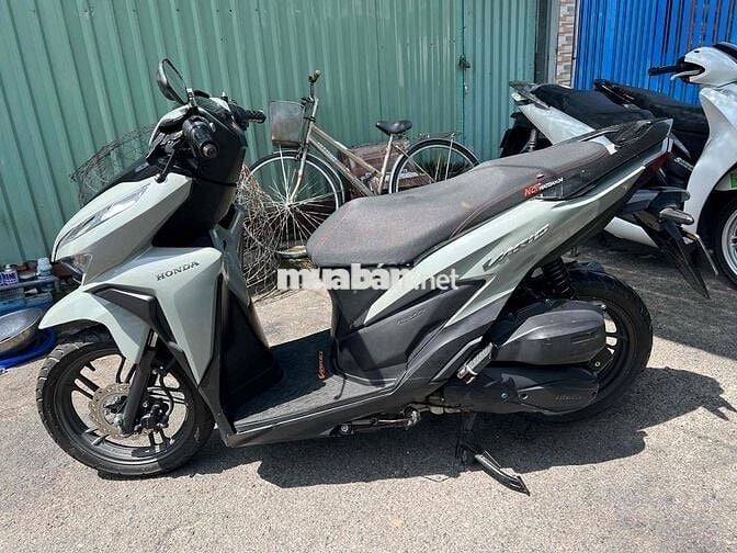 Honda Vario 125 150cc Xám xi măng