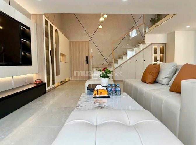 Nguyễn Kiệm CH phong thuỷ tốt 50m2 / 2PN , Sổ trao tay , Tầng Cao Góc 