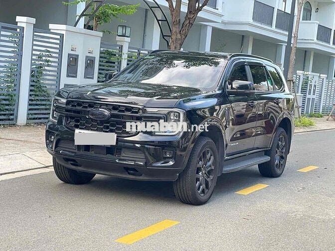 Everest 2 cầu 2025 Xe Xuất Hoá Đơn Xe Tại Ford