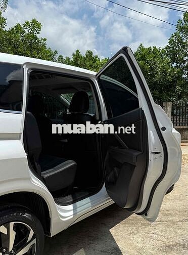 Mitsubishi Xpander Premium 2023 Trắng 23000 km