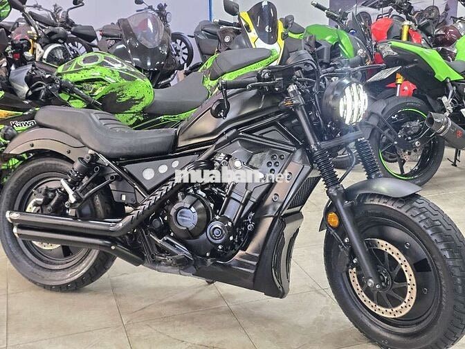 Honda Rebel 500 10.000 km màu Đen