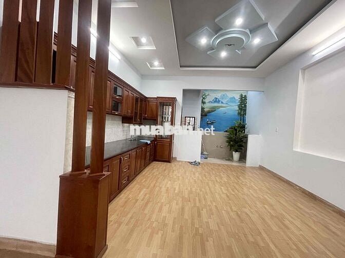 Chính chủ cần bán nhà  hẻm 805 đường Nguyễn Ái Quốc