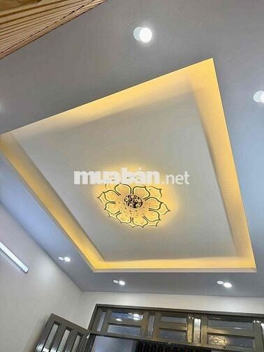 Bán căn nhà kế bên cầu Cần Thơ