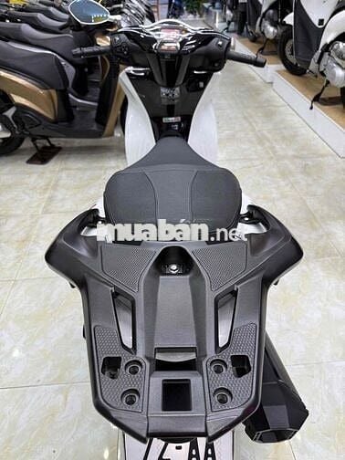 Honda SH 160 ABS 2024 Trắng
