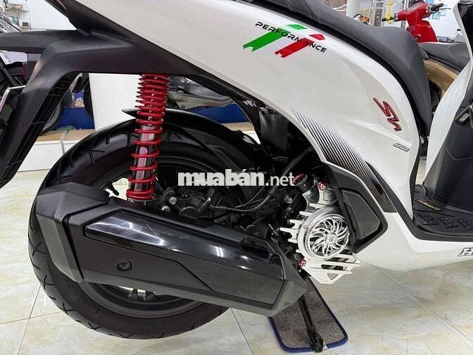 Honda SH 160 ABS 2024 Trắng