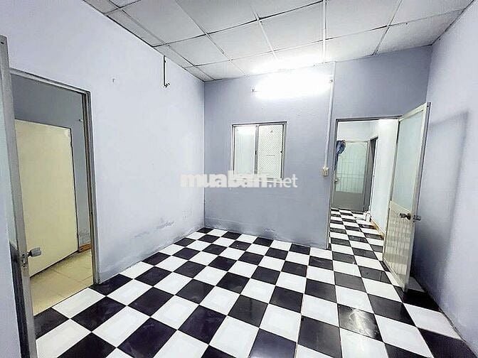Cho Thuê Mặt Bằng Nhà Xưởng Gần Chợ Hóc Môn 1km