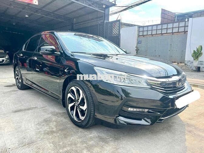 Honda Accord 2018 Thái Lan 79.000 km Đen