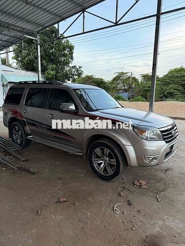 Ford Everest 2010 std  Vàng cát 7 chỗ 130.349 km