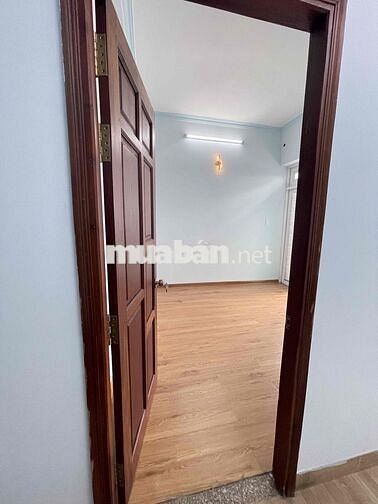 Chính chủ cần bán nhà  hẻm 805 đường Nguyễn Ái Quốc