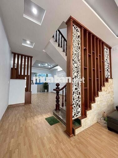 Chính chủ cần bán nhà  hẻm 805 đường Nguyễn Ái Quốc