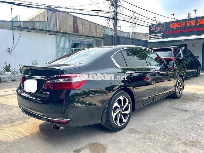 Honda Accord 2018 Thái Lan 79.000 km Đen