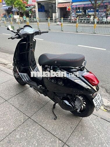 Piaggio Vespa Sprint 3V 2016 Đen Đã sử dụng