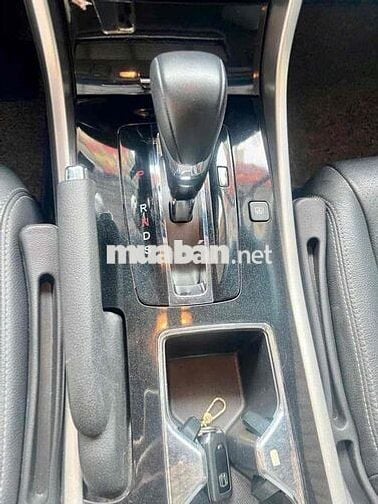 Honda Accord 2018 Thái Lan 79.000 km Đen